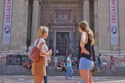 此国物价比西欧低一半，却比法国浪漫比瑞士美，让多少人想移民！