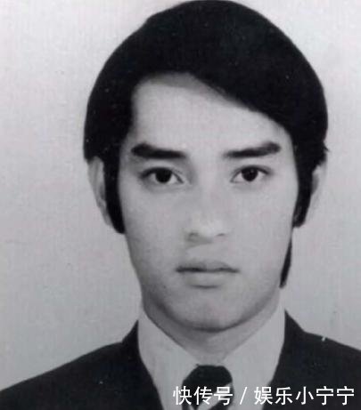 情债：69岁谭咏麟晒旧照，风流倜傥情债多，生私生子养2个家庭今显沧桑