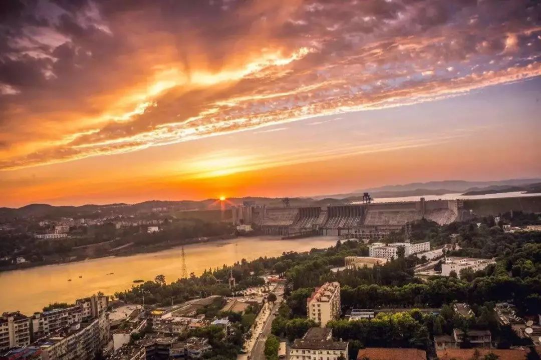 中国十大城市排名！结果大吃—惊！