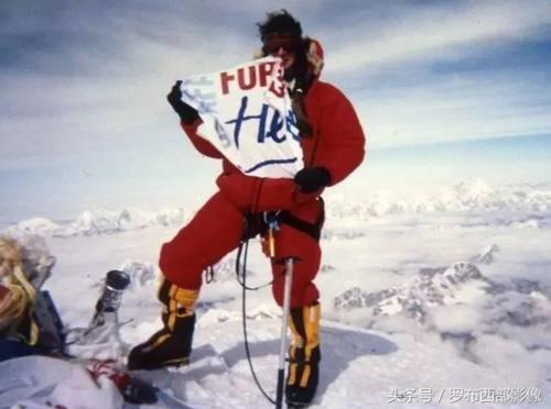 直击“食物链顶端的男人”贝尔最罕见的照片,曾破世界纪录