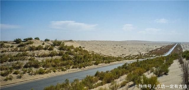 世界第二大流动沙漠，中国投入数十亿种下植物，后果让人始料不及
