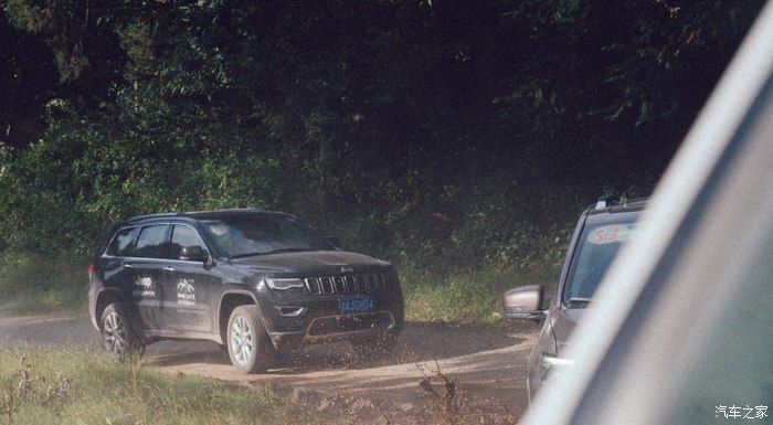 Jeep重走史迪威公路，大切诺基与我同在