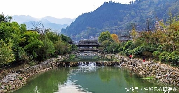 一定要带父母旅游去的地方，趁他们还能走动，完成他们旅行的心愿