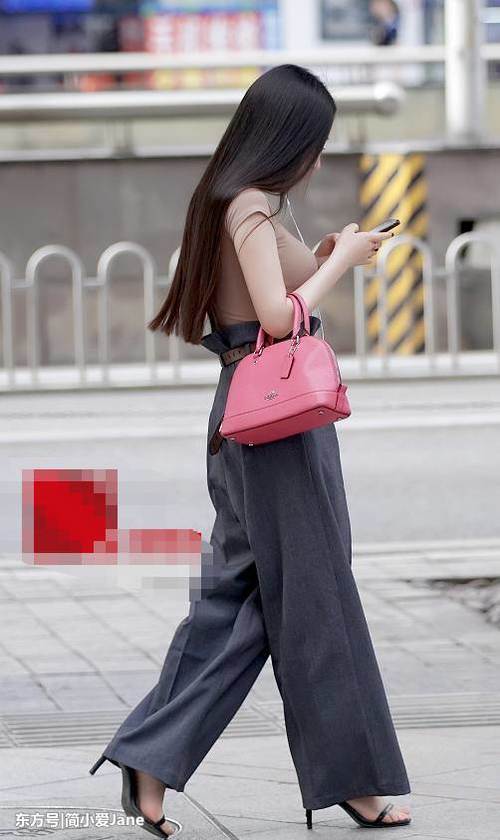 光看背影都让人觉得美的女人们，单凭背影就能赚足回头率