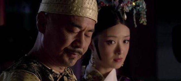 「皇后派来」甄嬛传：华妃至死不知，她被人当靶子使，真正要福子命是他