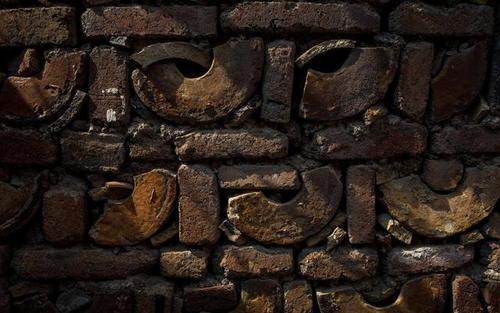 “铜钱”垒墙，陶瓷盖房，河南这座“土豪村”曾比肩景德镇