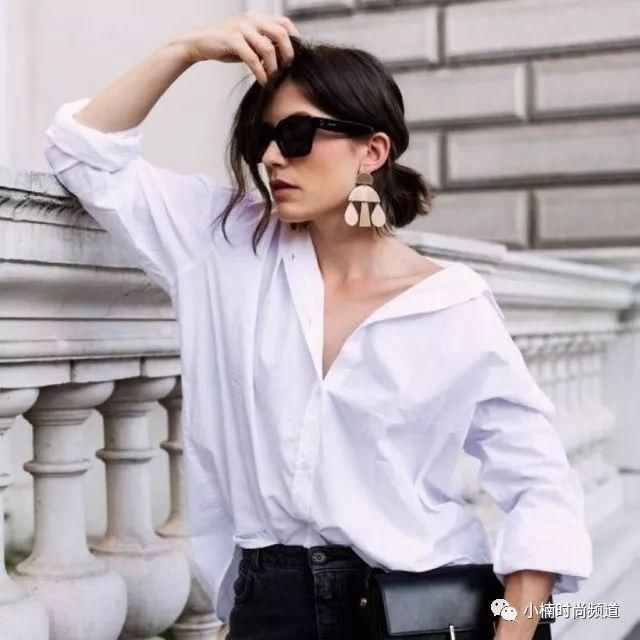 白 T、白衬衫明明穿没多久就看起来很旧？请记住这 5 方法！