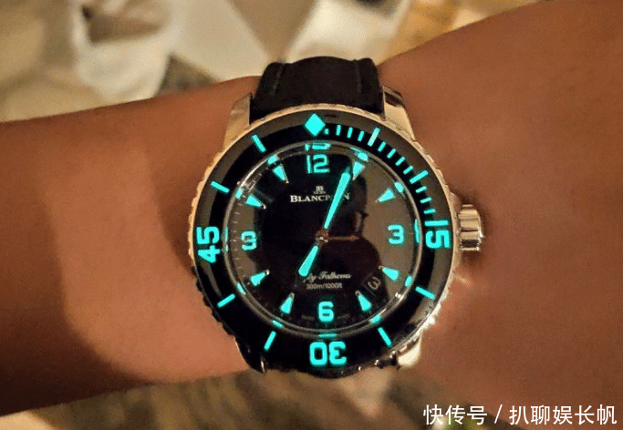 『听取』与老婆意见不同,听取建议后,拿下宝珀五十噚腕表