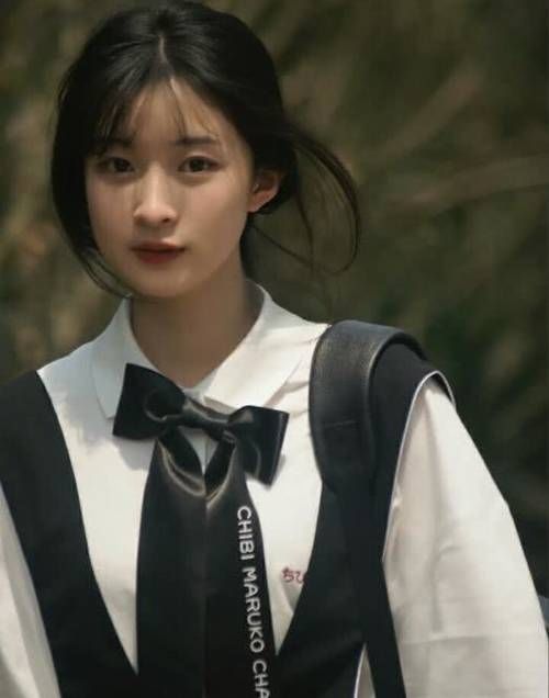  [脸上]脸上长脂肪粒没自信？这几个小技巧让你摆脱脂肪粒，效果很惊艳