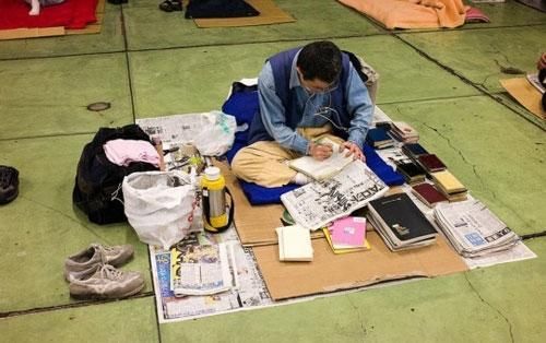 日本人生活现状：百万宅男单身，整容全看心情