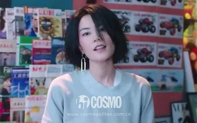 乐活家|为了造型夯，我学窦靖童把水杯挂腰上呦!