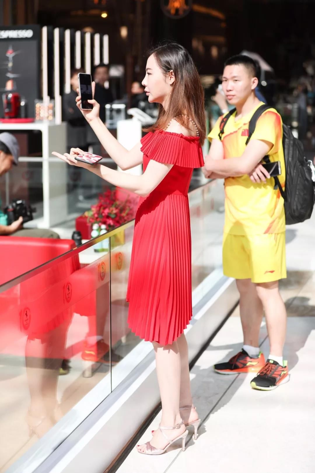 街拍路人，好看又时尚的夏天穿搭参考，让你轻松获得回头率