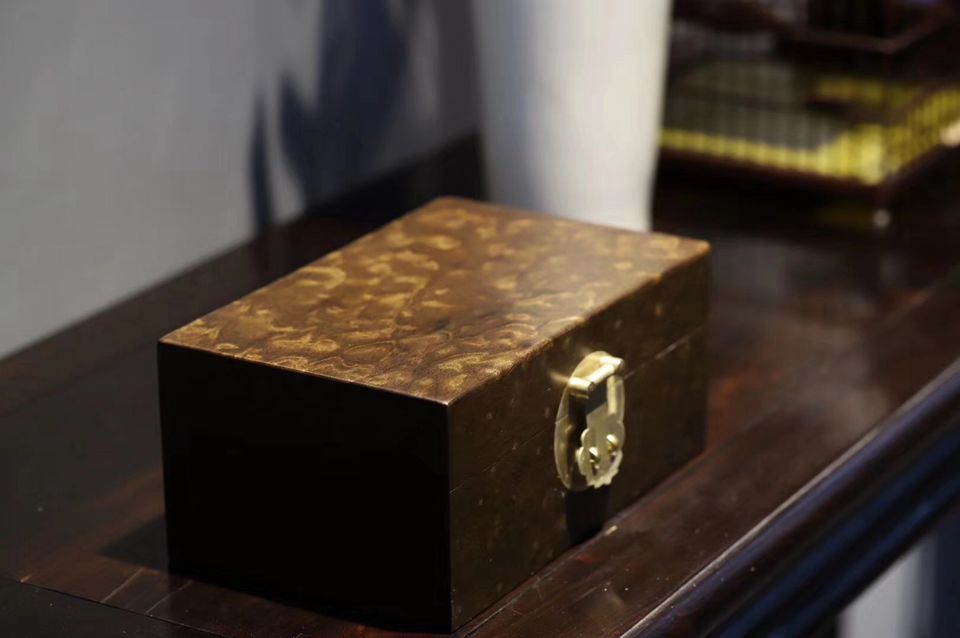  河道■农民河道挖出的乌木曾价值千万, 到底是什么木 为何现在无