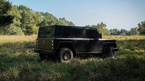  『越野车』越野车就要大排自吸？Bollinger B1/B2告诉你，电动车照样能做到