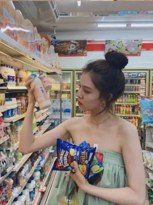  穿准■150小个子女生初夏这样穿准时髦