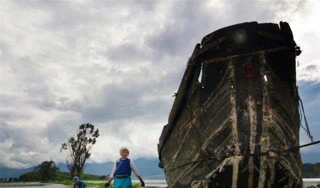 杨丽萍在云南的别墅，太阳和月亮都有！游客：门票只要10元