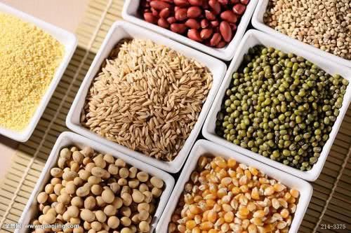 螨虫又脏又臭，脸上会有4大警报，三招让上万螨虫有来无回