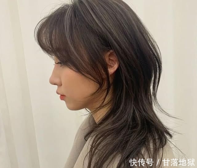 『不错的选』2020年春夏发型,除了高层次,挑染色低调又个性,都能满足你