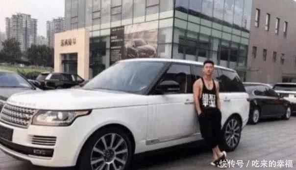  低调|曹云金离开德云社后频繁晒豪车，当看到岳云鹏的座驾后，才知道啥叫低调！