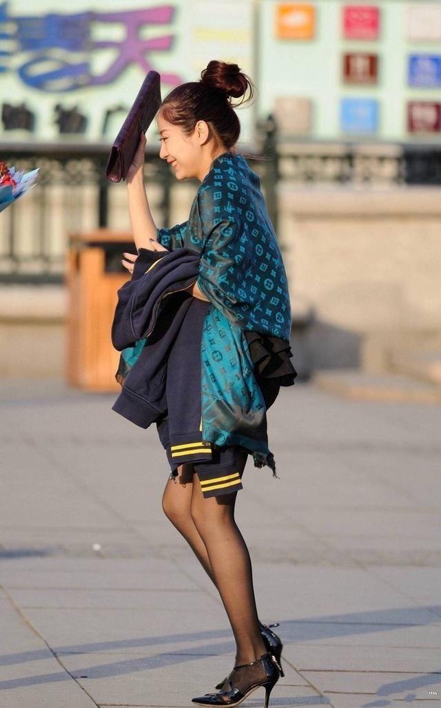 杭州龙湖金沙天街美女街拍,看一眼目光就无法移开了