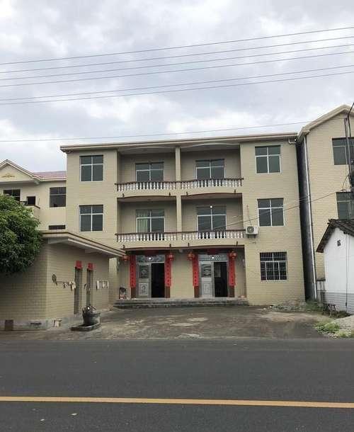 10栋实拍农村别墅，太牛了，最便宜的二十万就能建，村里人还不信