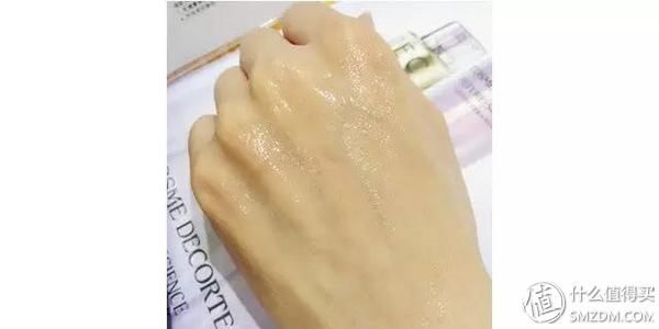 美到天荒地老的秘密-教你正确的七夕精华液送礼姿势