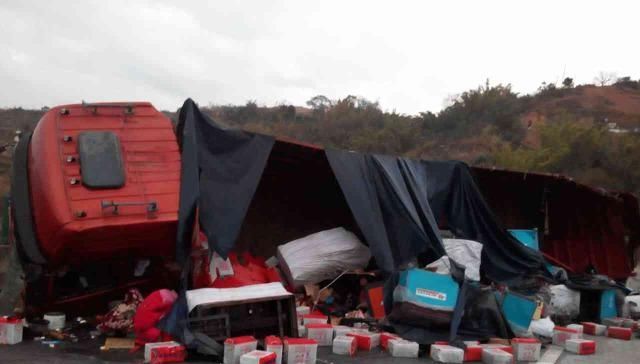  老王：卡友说：超载治理严格，改走国道