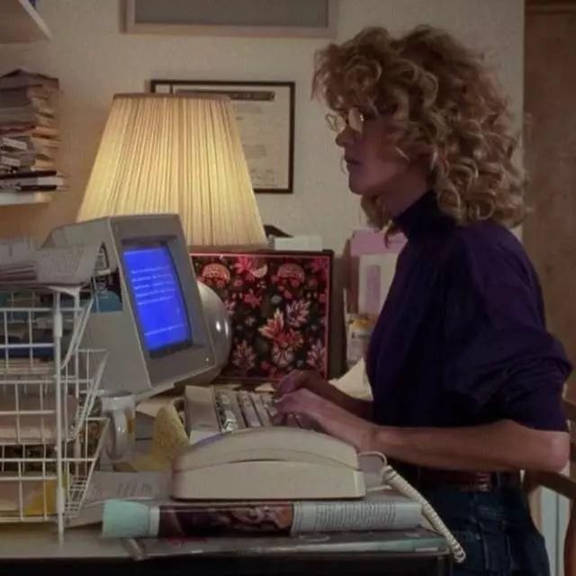 这次我们不谈情说爱，一起来聊聊那些爱情电影中被忽略的时髦搭配