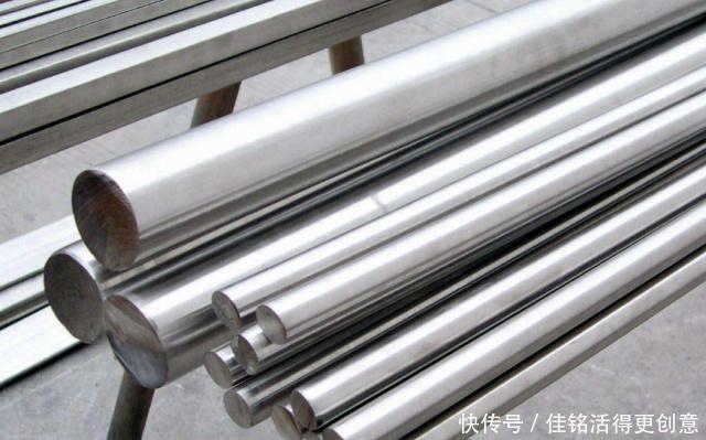  「不少」国内的火车轨道几乎都生锈，可为什么不用不锈钢建设？