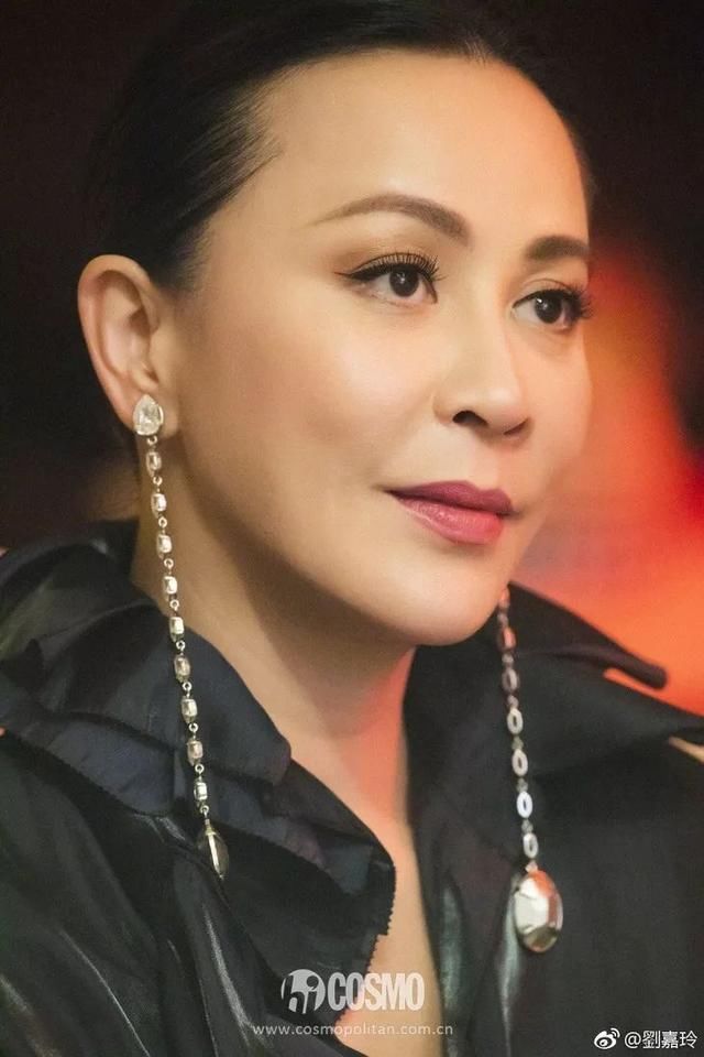 美人计｜刘嘉玲的化妆台才是女明星该有的样子啊！