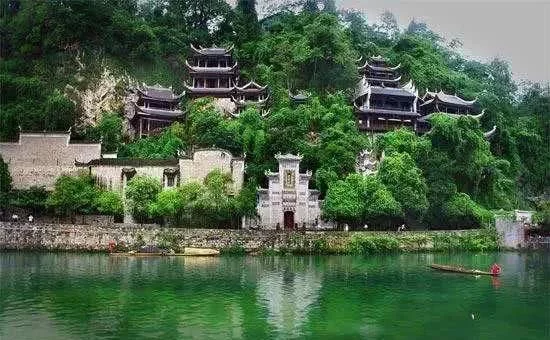 你踏足过云南的秀美风光,等一个人,陪我去贵州【2020热门旅游景点】