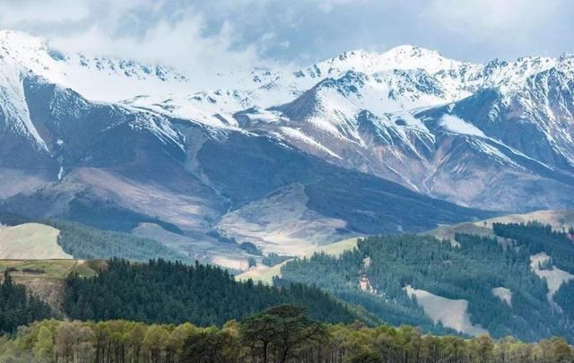  我国■中国自然地理环境最复杂的省份“甘肃省”，几乎是我国的