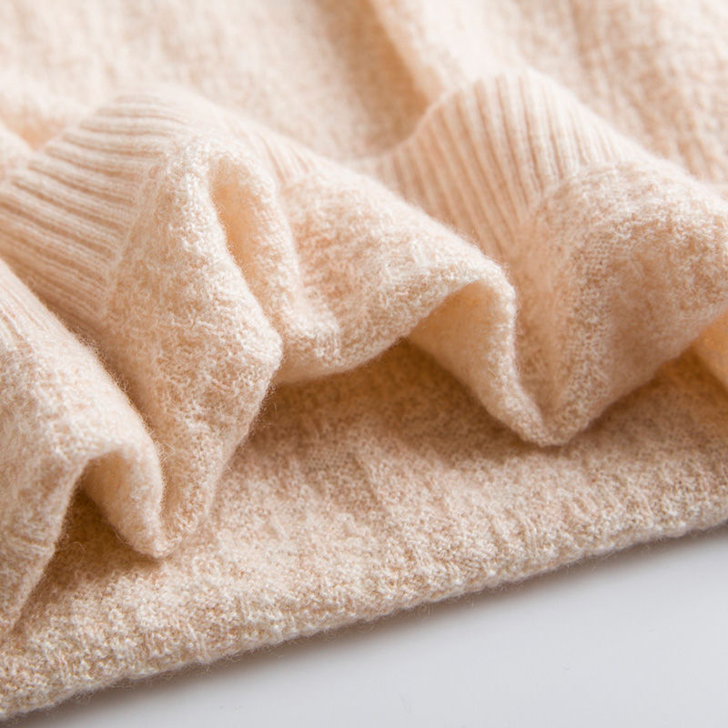 入秋渐凉,也别傻的买羽绒服了,学下面女人这样打扮,超有气质