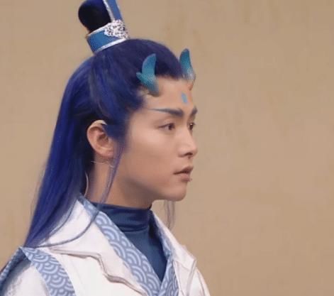  「综艺节目」《王牌对王牌》里最没有存在感的嘉宾，全程打酱油，没有几处镜头！