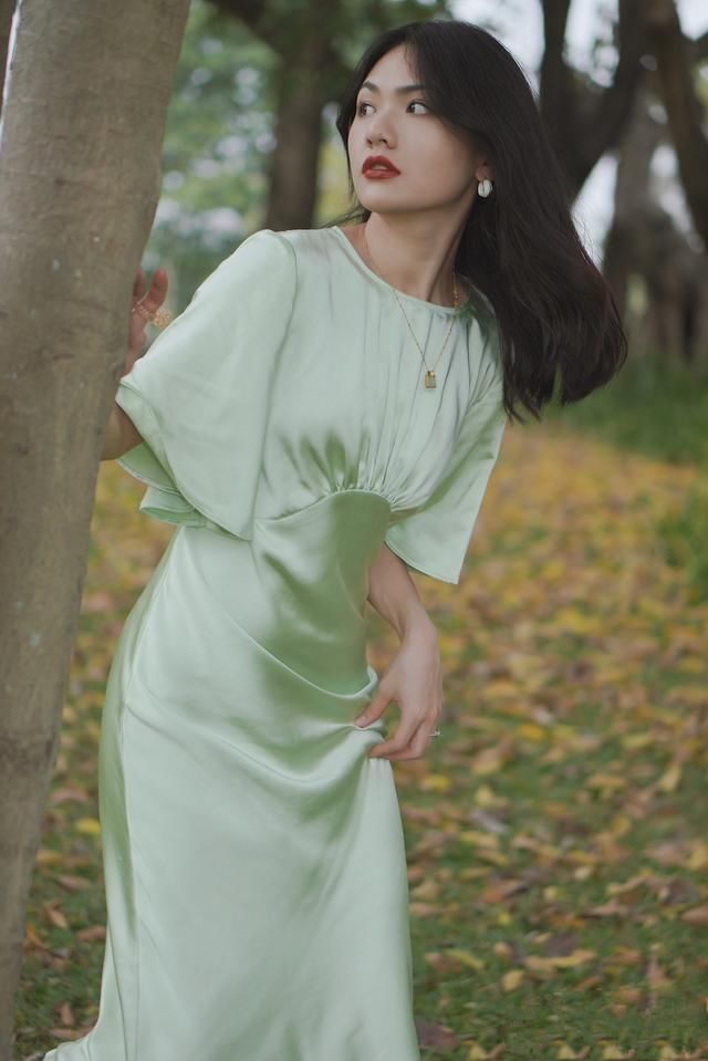  『设计』浅色系穿搭成为初夏的主打，清新又减龄，让你美的与众不同