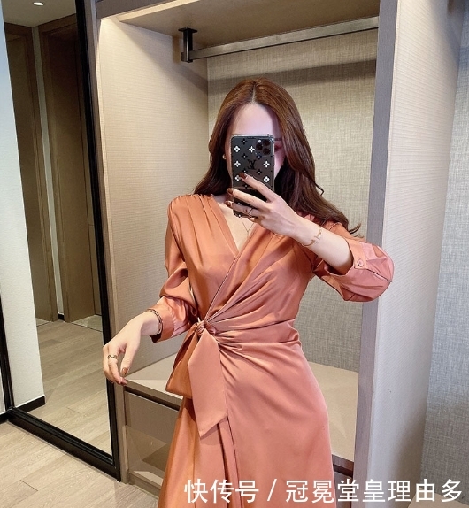 「宽松」春夏的甜美风穿搭,宽松款连衣裙遮肉又显瘦,秒变小仙女
