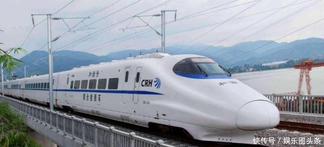 日本高铁对比中国高铁，究竟谁更安全！美国人看车头就知道