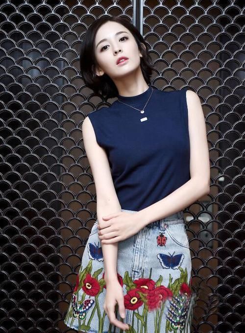  『天生』天生就是“衣架子”的女人，都有这6个特征，随便怎么穿都很美！