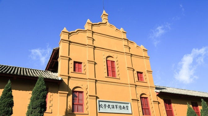 中国唯一的世界级“春城”:年平均16.5度,如今成为旅游中转站