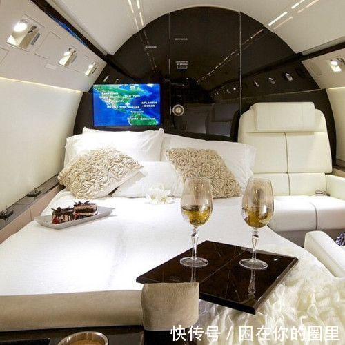 坐私人飞机去三亚旅游要多少钱包机费用租赁公务机费用大揭秘