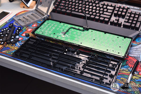 谁说机械键盘就一定吵闹?富勒G900S RGB静音红轴了解一下