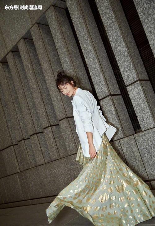 曾因“大鼻孔”被吐槽毁了《楚乔传》,换了条长裙,美成天仙