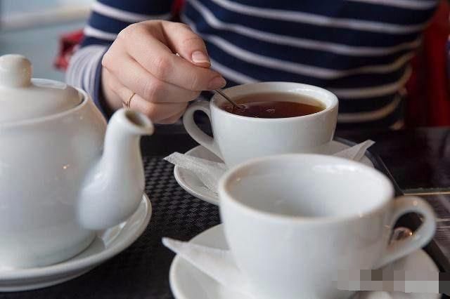 男人喝茶好处多,但这种茶喝多了,可能会增加男