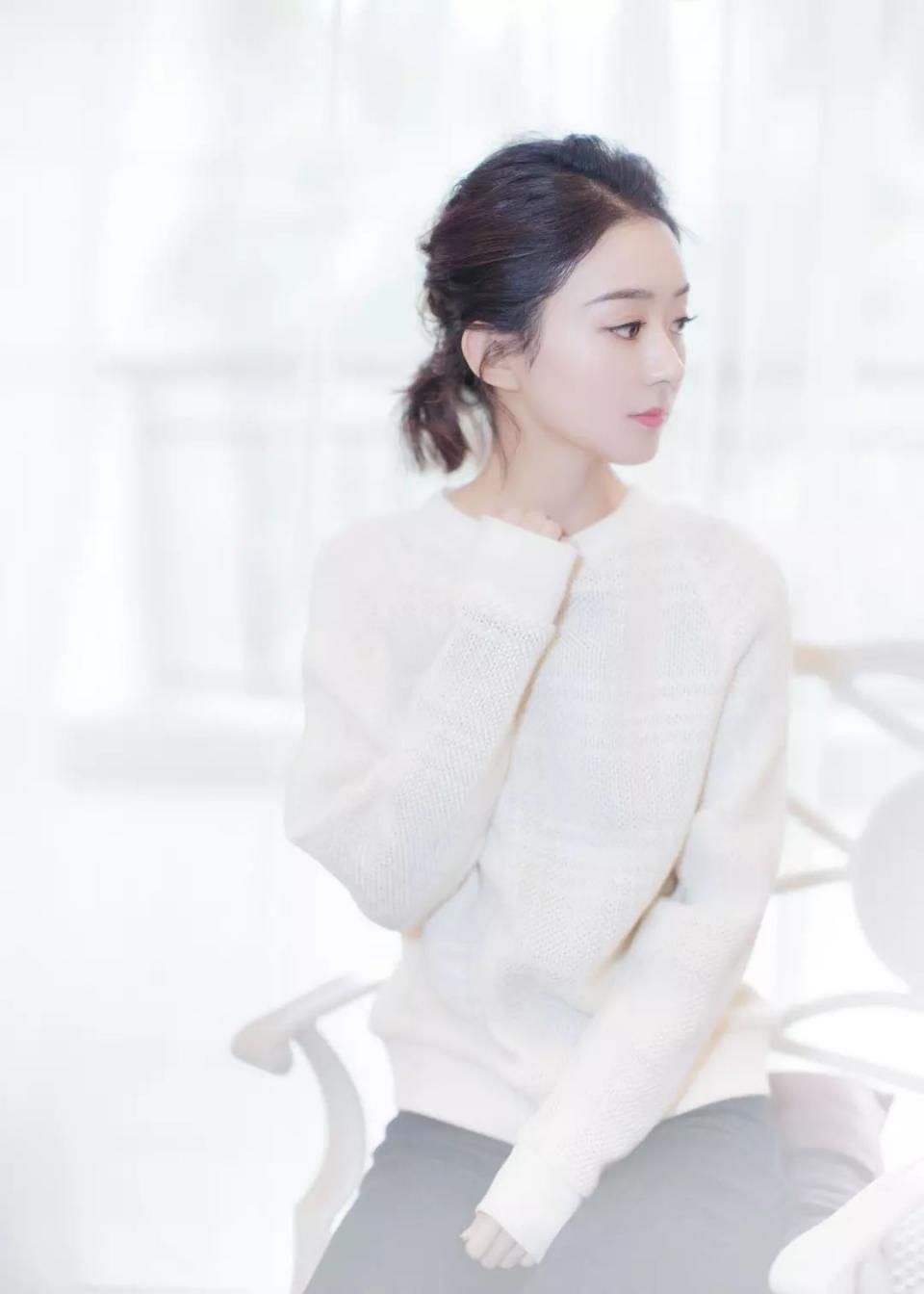 39度高温还在披长发?热不死你!这款女星都在剪的发型够美够清凉