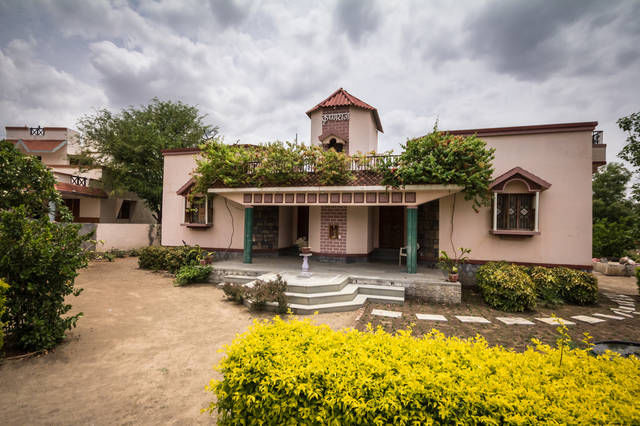  【老外】老外拍下中印两国最有钱的村庄，对比后感叹差距太大