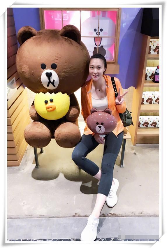 惠若琪腿太长买不到裤子！网友：长裤穿成了9分裤！