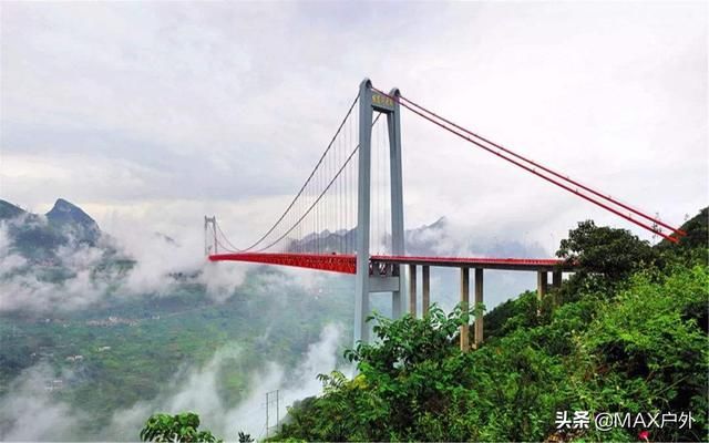 中国藏在深山的宏伟大桥，叫不出名字却让人叹为观止