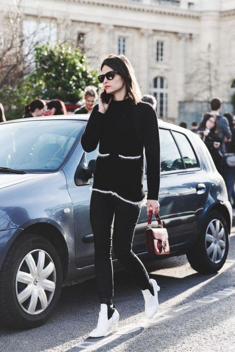  「针织衫」女人买针织衫，就要挑这4种“耐看色”，穿个两三年都不会过时