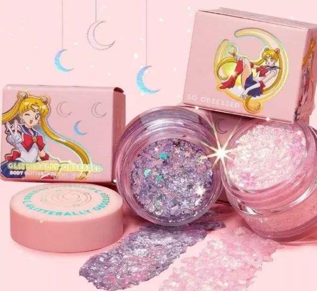  【联名】colourpop居然出了美少女战士联名款，这波谁能顶着住！