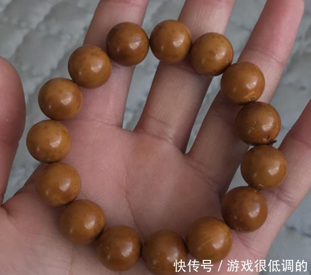  「手串」包浆最快的手串，非它莫属了！不服来战！